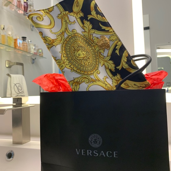 Never used Versace clutch - Picture 3 of 4